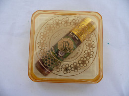 Vintage Arabian Perfume Hajar Al Aswad Surrati Made In Makkah Al Mukarramah #1854 - Miniatures (avec Boite)