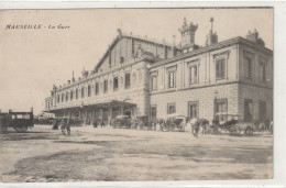 83 DEPT 13 : Marseille La Gare ; Au Dos 4 Novembre 1918 J'ai Lu Hier L'attentat Des Avions Boches Sur Votre Ville - Estación, Belle De Mai, Plombières