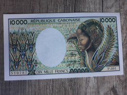 GABON 10000 FRANCS P 7b 1991 UNC SC NEW - Gabon