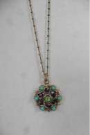 Neuf - Collier Créateur Michal Golan Pendentif Nacre Abalone Turquoise Cristaux Rose Kasbah Collection 2023 - Collares/Cadenas