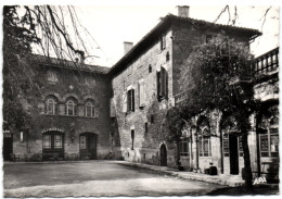 Vaour (Tarn) - Hôtel Du Parc - La Cour Et La Terrasse - Vaour