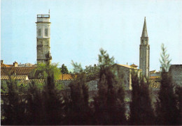 17 - Saint Pierre D'Oléron - Clocher Du XVIIIe Et Lanterne Des Morts Gothique - Saint-Pierre-d'Oleron