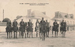 Clisson * Manoeuvres De Gendarmerie Nationale * Gendarme à Cheval * Le Champ De Foire - Clisson