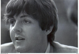 POSTAL   FOTOGRAFIA   DEL CANTANTE DE LOS BEATLES  PAUL McCARTNEY - Photographs