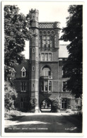 Cambridge - The Gateway - Girton College - Cambridge