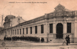 Crest (Drôme) La Nouvelle Ecole Des Garçons, Ecoliers - Edition Bauer-Marchet Et Cie - Carte De 1908 - Crest