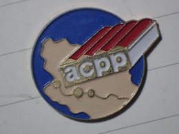 Pin's   ACPP à Digulleville Chaudronnerie BEAUMONT-HAGUE Manche Client EDF - EDF GDF