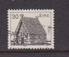 IRELAND - 1983  Architecture Definitives  30p  Used As Scan - Gebruikt