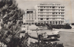 CANET EN ROUSILLON LA PLAGE RADIEUSE VOITURE AMERICAINE - Canet En Roussillon