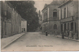 Arc En Barrois, Place De L’hôtel De Ville - Arc En Barrois