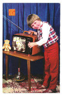 Boy With Vintage Soviet Mini TV Television Set Pocket Calendar 6x9cm Russia USSR 1987 Publ: Finantsy I Statistika - Petit Format : 1981-90