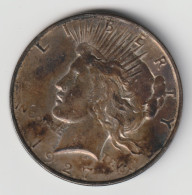 U.S.A. 1927: 1 Dollar, Silver (0.900), KM 150 (e) - 1921-1935: Peace (Paix)