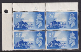 Channel Islands, Great Britain, CW CIS2b, MLH Block "Crown Flaw" Variety - Unused Stamps
