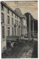 Château De Malmaison - Ancienne Résidence De Napoléon 1er Et De L'impératice Joséphine, Les Obélisques - Chateau De La Malmaison