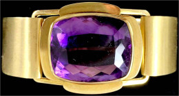 Armreif Gelbgold 585/1000 Mit Großem Amethyst Im Smaragdschliff, 19 X 23 X 10 Mm. Breite Des Armbands 19 Mm, Durchmesser - Andere & Zonder Classificatie