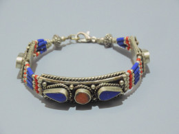 -JOLI ANCIEN BRACELET FANTAISIE Argenté Et Résine Ou émail ORIENT BIJOU   E - Pulseras