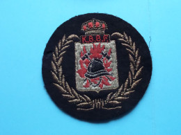 K.B.B.F. > BRANDWEER POMPIER FEUERWEHR ( See SCAN ) Textiel ( 8 Cm. ) ! - Pompiers