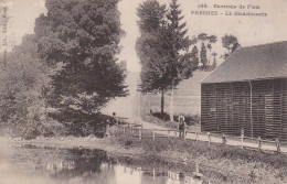 1906 ENVIRONS DE FLERS " FRESNES " - LA BLANCHISSERIE - PETITE ANIMATION - UN CAVALIER - - Autres & Non Classés