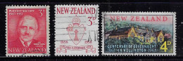 NEW ZEALAND 1957,1958,1965 SCOTT #318,322,372 USED - Used Stamps