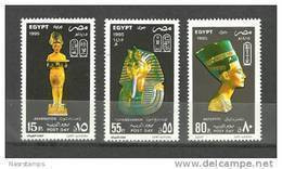 Egypt - 1995 - ( Post Day - Statue Of Akhenaton, Golden Mask Of King Tutankhamen, Statue Of Nefertiti ) - MNH** - Autres & Non Classés