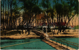 ** T2 Érsekújvár, Nové Zámka; Berek Részlet, Hajóhíd. Vasúti Levelezőlapárusítás 4. 1918. / Pontoon Bridge - Non Classés