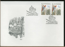 SLOVACCHIA SLOVENSKO - FDC 2002 -  EASTER - Porcelain
