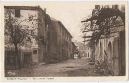 Cpa..84..ROBION..VAUCLUSE..RUE JOSEPH FARAUD - Robion