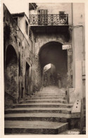 FRANCE - Roquebrune Village - Vieux Passage - Postes - Personnes Dans Les Allées - Carte Postale Ancienne - Roquebrune-Cap-Martin