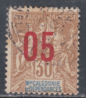 Nlle Calédonie N° 107 O Partie Série : Type Groupe Surchargés : 05 Sur 30 C , Oblitéré,  TB - Used Stamps
