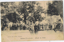 Cpa..84..ROBION..VAUCLUSE..L'ECOLE DE FILLES - Robion