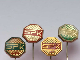 BADGE Z-98-6 - 4 PINS - SPIK IVANJICA, SERBIA, Prefabricated House, Maison Préfabriquée - Lots