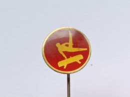 BADGE Z-51-10 - GYMNASTIC, GYMNASTIQUE  - Athlétisme