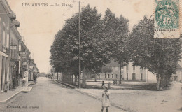 Les Abrets (38 - Isère)  La Place - Les Abrets