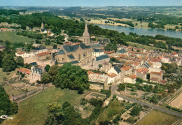 LE CELLIER, VUE GENERALE AERIENNE COULEUR  REF 12867 VOL - Le Cellier