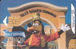 F1210  04/2002 - WALT DISNEY STUDIO - DINGO - 50 GEM2 - 2002