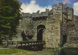 ANGLESEY, BEAUMARIS CASTLE, GATE, BRIDGE, ARCHITECTURE, UNITED KINGDOM - Anglesey