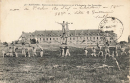 Mayenne * Exercies De Gym Gymnastique Au 130ème Régiment D'infanterie * Les Pyramides * Sport - Mayenne