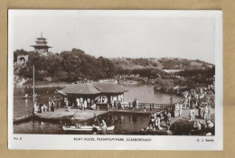 UK.- SCARBOROUGH. BOAT HOUSE PEASHOLM PARK. No 6, G J SERIES. WITH GREETINGS. - Scarborough