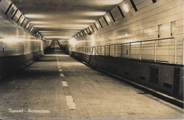 Rotterdam Tunneldoorgang Onder Rivier Ongelopen - Rotterdam