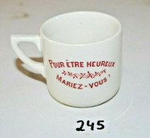 C245 Tasse Publicitaire - BOCH - Pour être Heureux Marié Vous - Trazegnies - Tasses