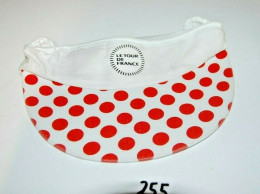 C255 Casquette Collector - Le Tour De France - Vintage - A Pois - Casquettes & Bobs