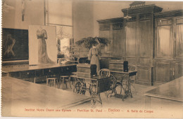 INSTITUT NOTRE DAME AUX EPINES . PAVILLON ST.PAUL  -  SALLE DE COUPE       2 SCANS - Eeklo