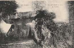 ILE BOUCHARD . - Le Dolmen.Carte Pas Courante - Dolmen & Menhirs