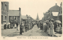 CAUDRY LA RUE BONNEVILLE UN JOUR DE MARCHE  - Caudry