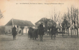 La Chapelle * Passage De Prisonniers Allemands * Ww1 Guerre 14/18 War * Boches - Sonstige & Ohne Zuordnung