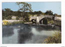 83 SALERNES N°415 Le Pont Des Soupirs En 1966 Homme à Vélo Enfants Au Pied Du Pont VOIR DOS - Salernes