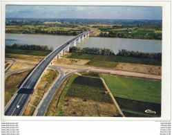 Carte Au Format De 15 X 10,5 Cm Cubzac Les Ponts Le Nouveau Pont  ( Recto Verso ) - Cubzac-les-Ponts