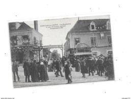 61 - BAZOCHES SUR HOENE : Les Boucheries Le Jour Du Comice Agricole - Bazoches Sur Hoene