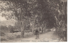 CPA13- EYGUIERES- Entrée- Avenue D'Aureille - Eyguieres