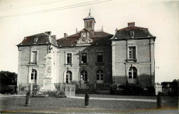 BOVES -  Mairie Et Monument Aux Morts, Carte Photo. - Boves